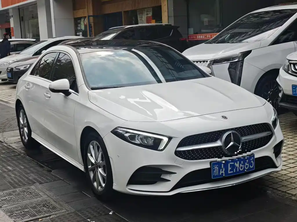Mercedes-Benz A-Class 2021 A 200 L Sports Sedan Fashionable купить на сайте DeffCars