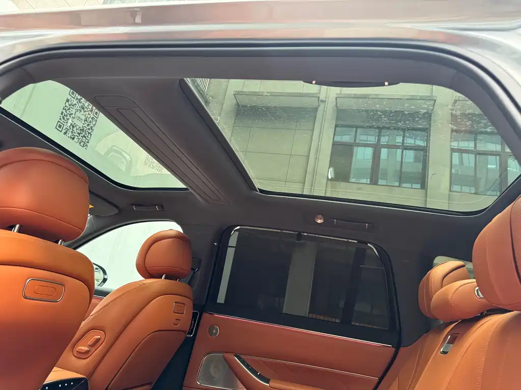 Wenjie M8 2025 extended range Ultra version 53.4kWh 5-seater version купить на сайте DeffCars