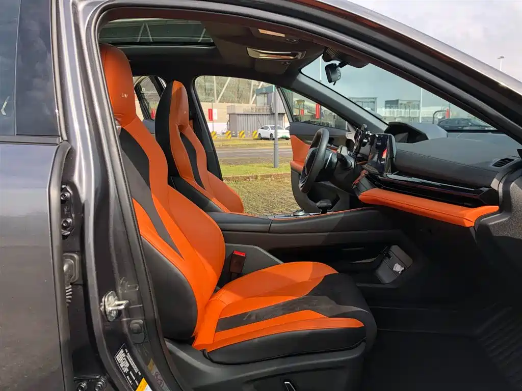Changan UNI-V 2023 1.5T sports version купить на сайте DeffCars