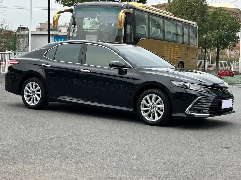 Camry 2021 2.0G Deluxe Edition купить на сайте DeffCars