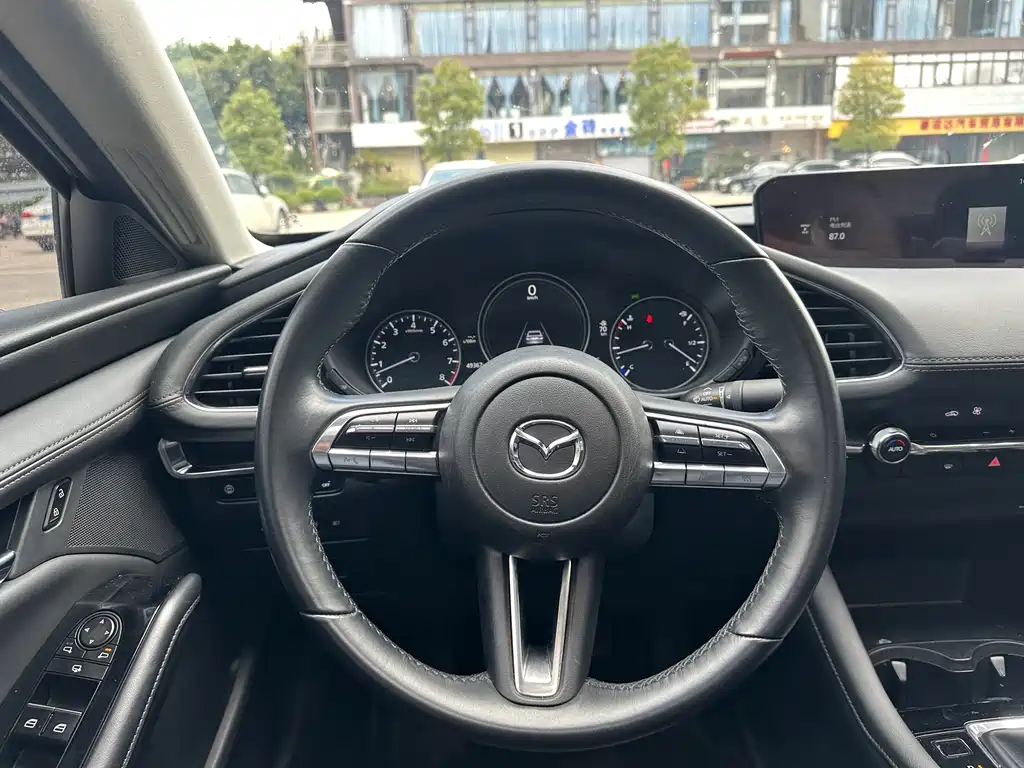 Mazda3 Angkesela 2022 2.0L Automatic Premium Edition купить на сайте DeffCars