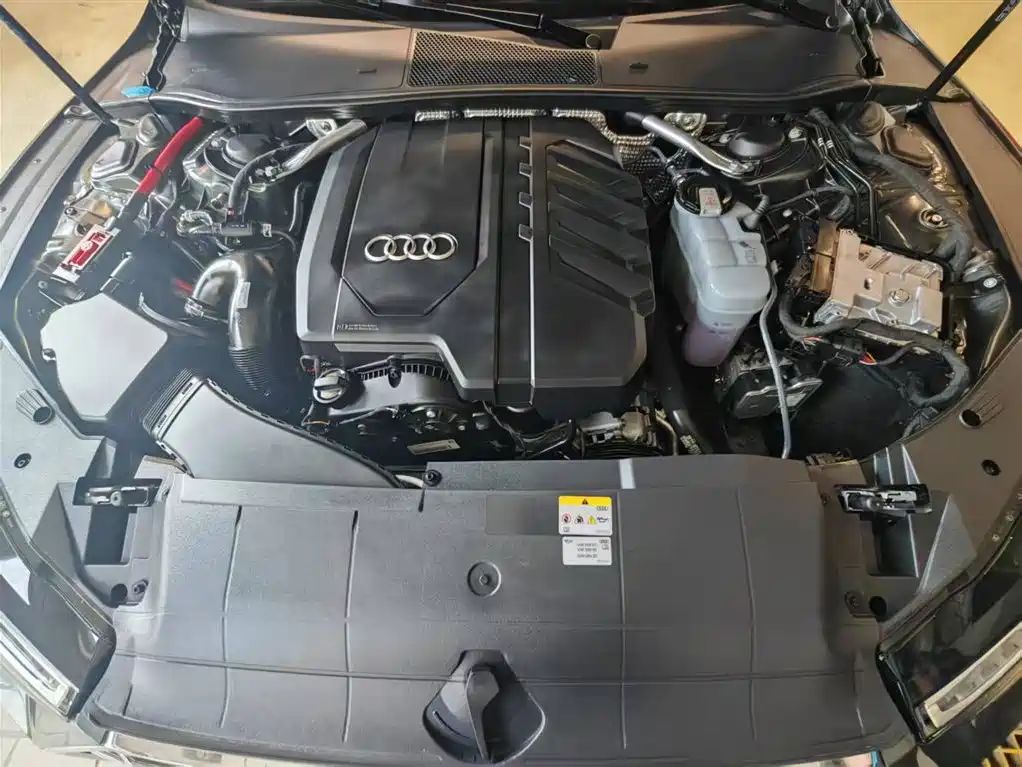 Audi A7 2024 45 TFSI Premium Selection купить на сайте DeffCars