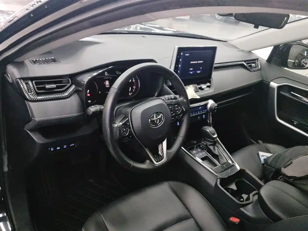RAV4 Rongfang 2021 2.0L CVT two-wheel drive fashion PLUS version купить на сайте DeffCars