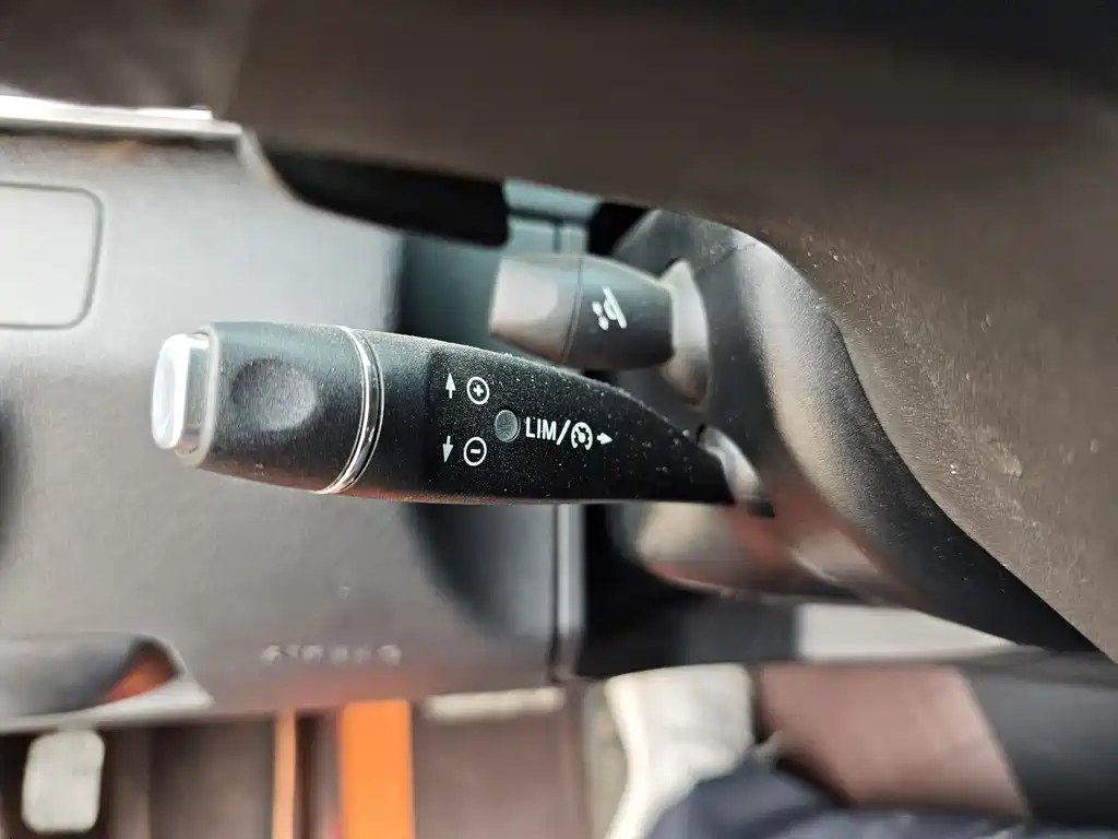 Mercedes-Benz E-Class 2015 facelift E 260 L sporty купить на сайте DeffCars