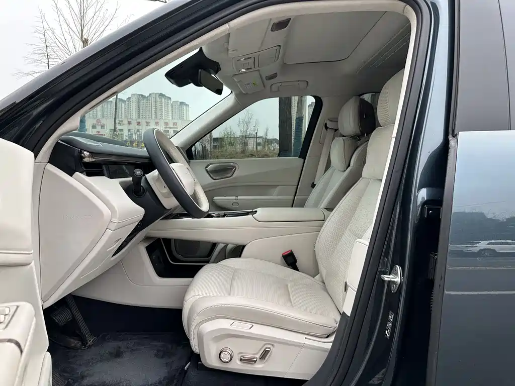 Lynk & Co 900 2025 2.0T Ultra купить на сайте DeffCars