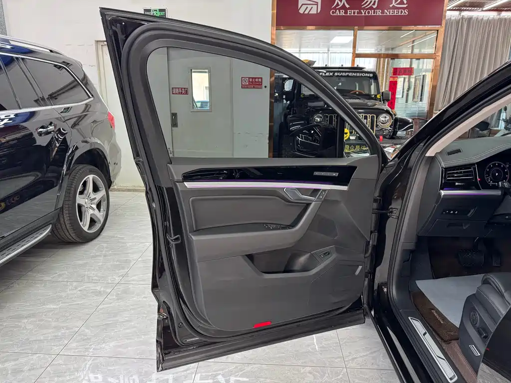 Touareg 2019 3.0TSI Ruifeng Edition National VI купить на сайте DeffCars