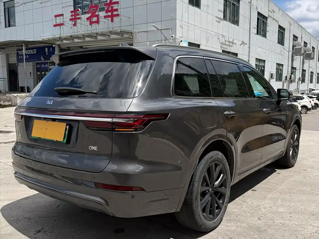 Ideal ONE 2020 extended range 6-seater version купить на сайте DeffCars