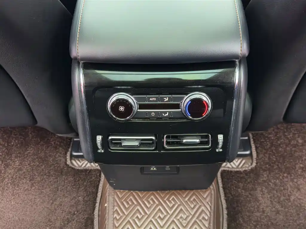 Aviator 2023 3.0T V6 four-wheel drive exclusive cruise version, six seats купить на сайте DeffCars