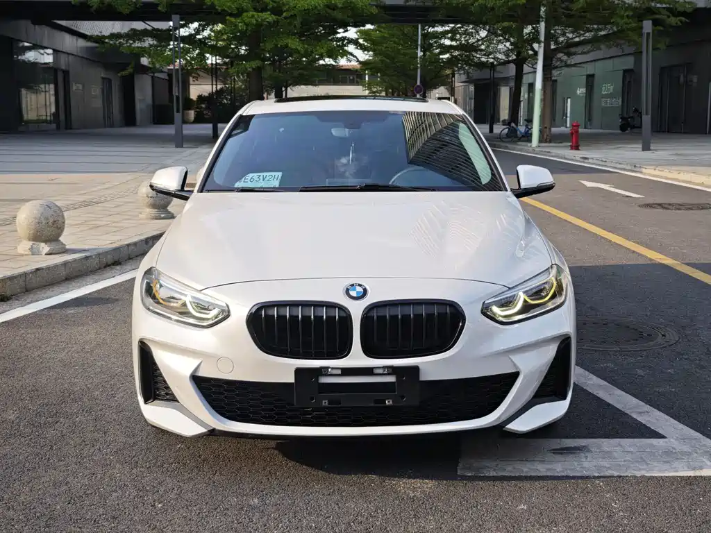 BMW 1 Series 2020 120i M Sports Package купить на сайте DeffCars