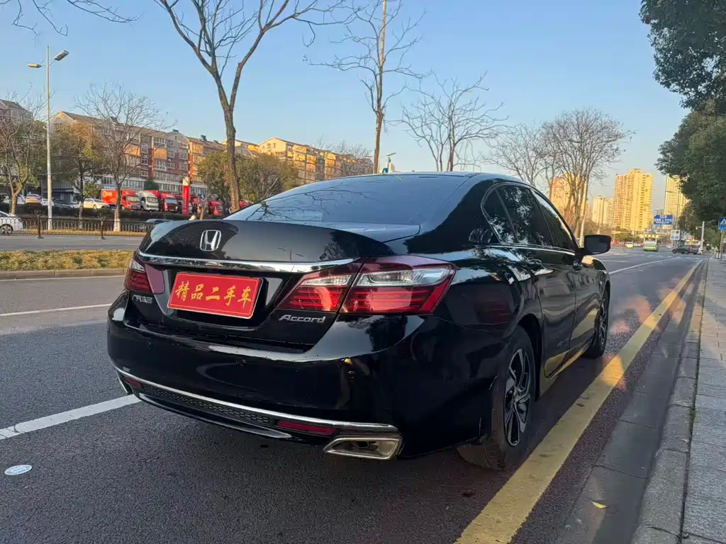 Accord 2016 2.0L Comfort Edition купить на сайте DeffCars
