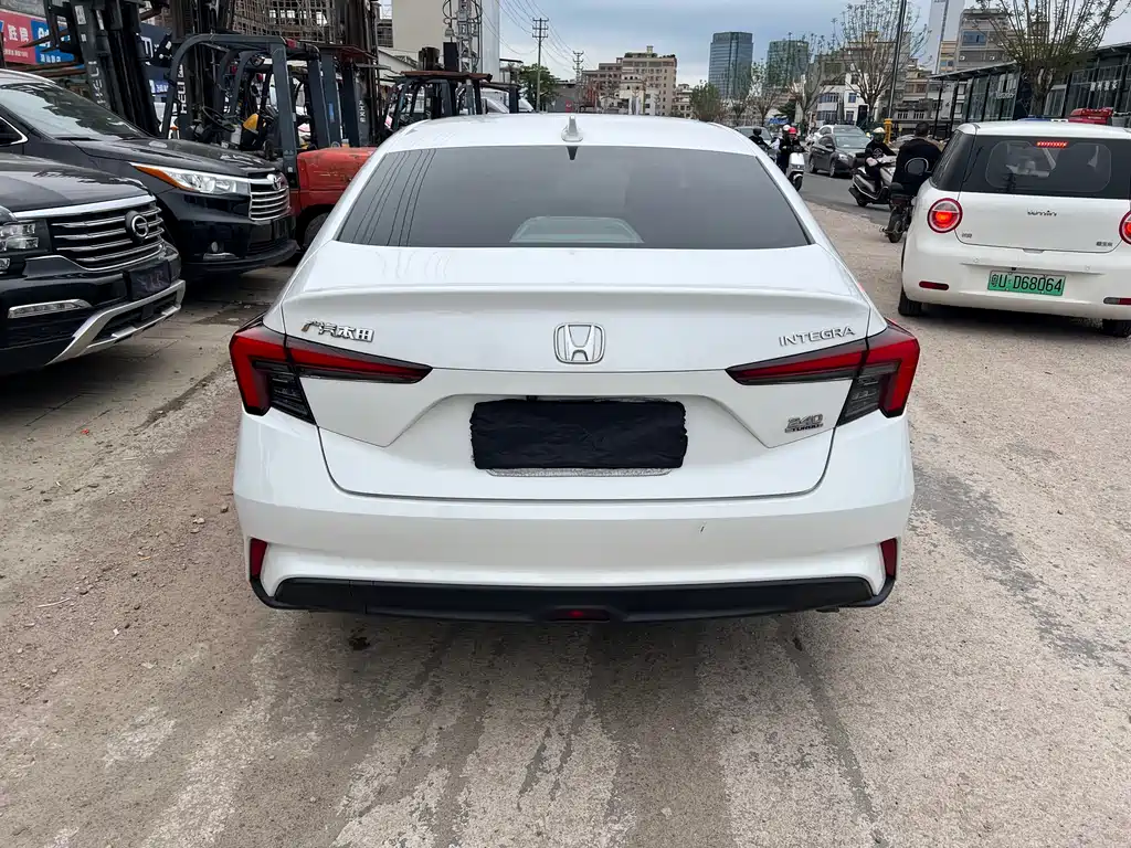 Stylish 2022 240TURBO CVT Deluxe Edition купить на сайте DeffCars