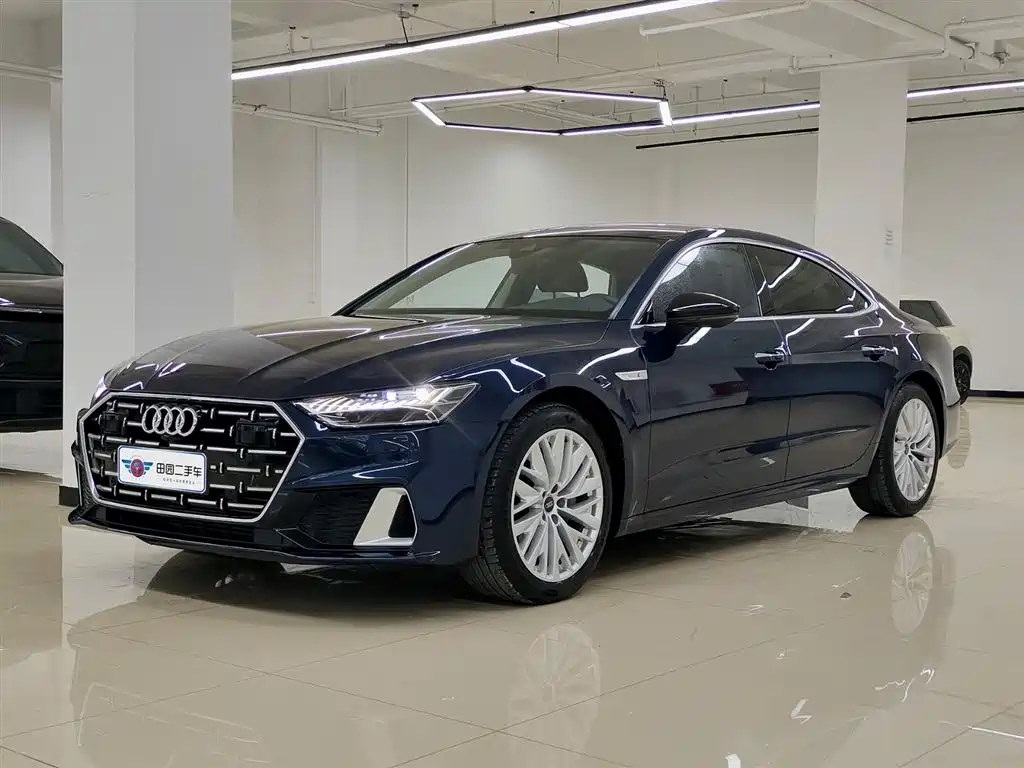 Audi A7L 2024 45TFSI S-line Dream Building Liquid Crystal Package купить на сайте DeffCars