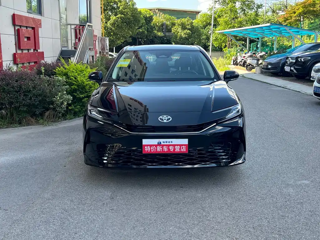 Camry 2026 Dual Engine 2.0HE Elite Edition купить на сайте DeffCars