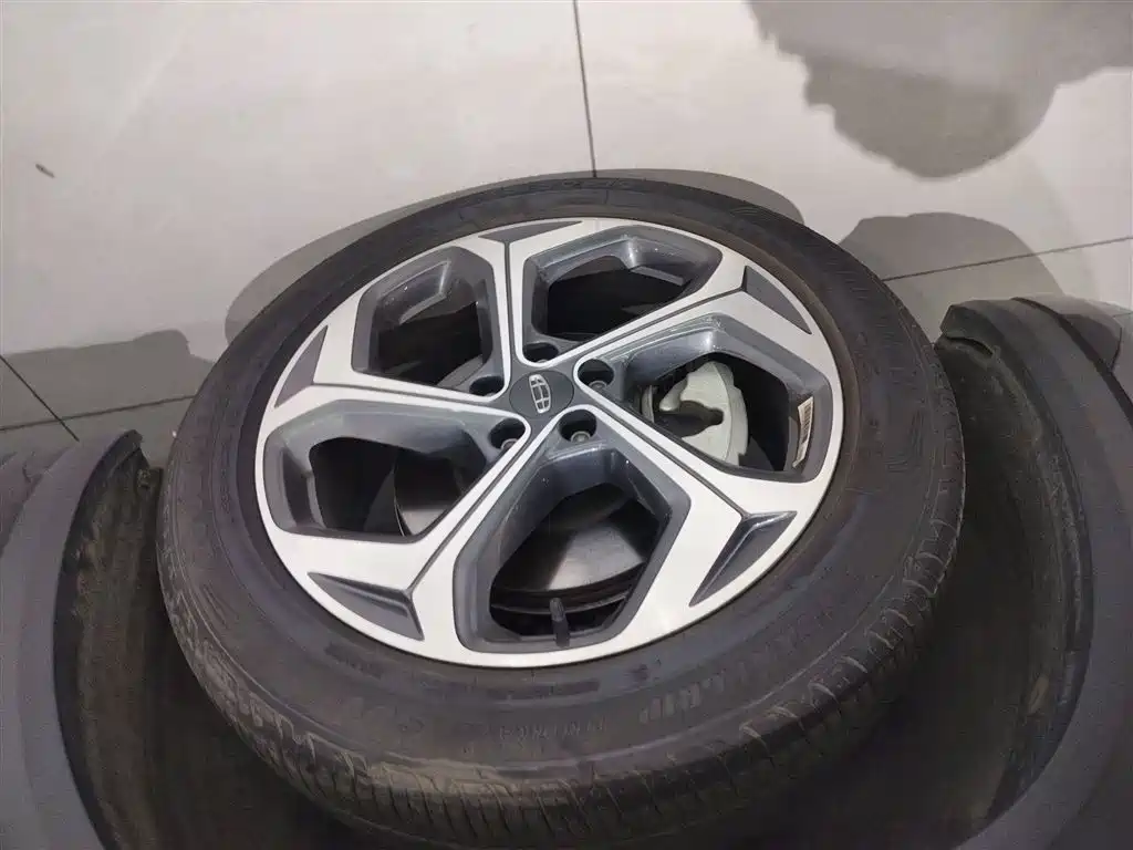 Xingyue L 2024 2.0TD high-power automatic two-wheel drive cloud version купить на сайте DeffCars