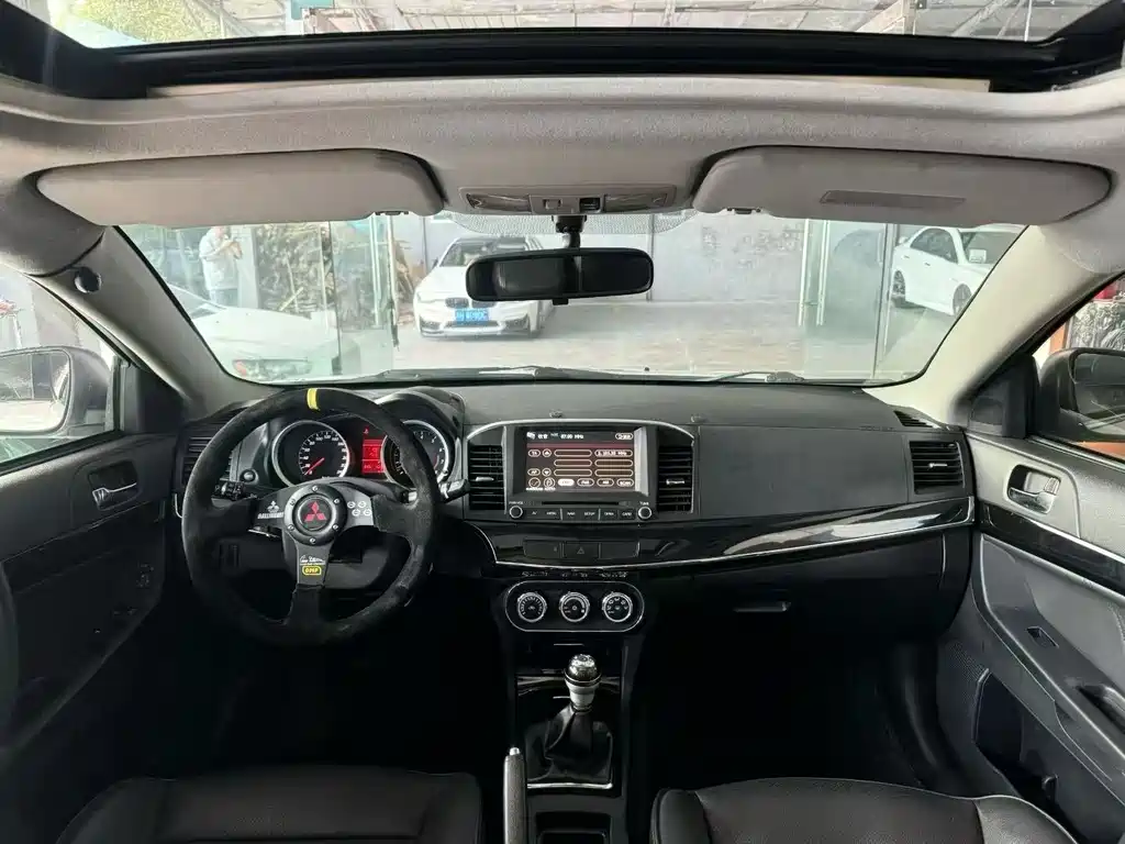 Yishen 2011 Fashion Edition 1.8L Manual Comfort Type купить на сайте DeffCars