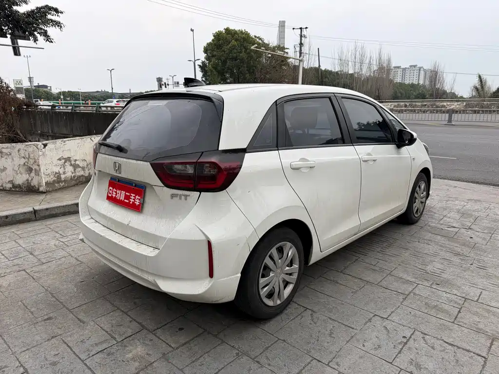 Fit 2021 1.5L CVT Trendy Edition купить на сайте DeffCars