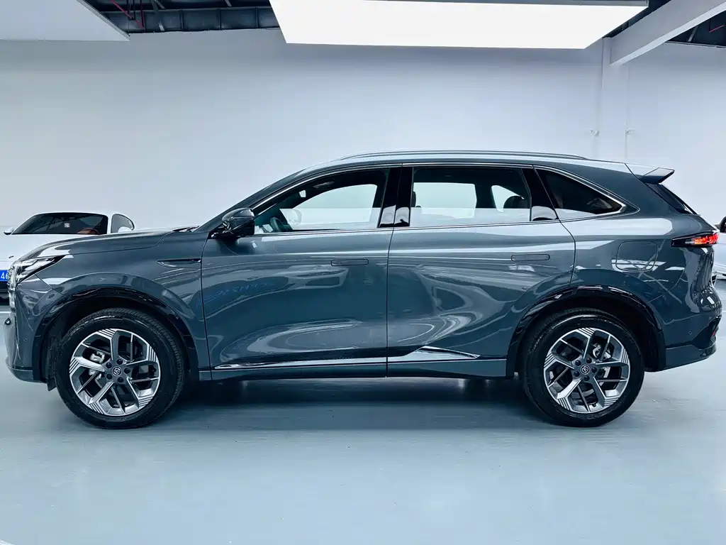 Changan CS75PLUS 2025 fourth generation 1.5T new Blue Whale smart flagship model купить на сайте DeffCars
