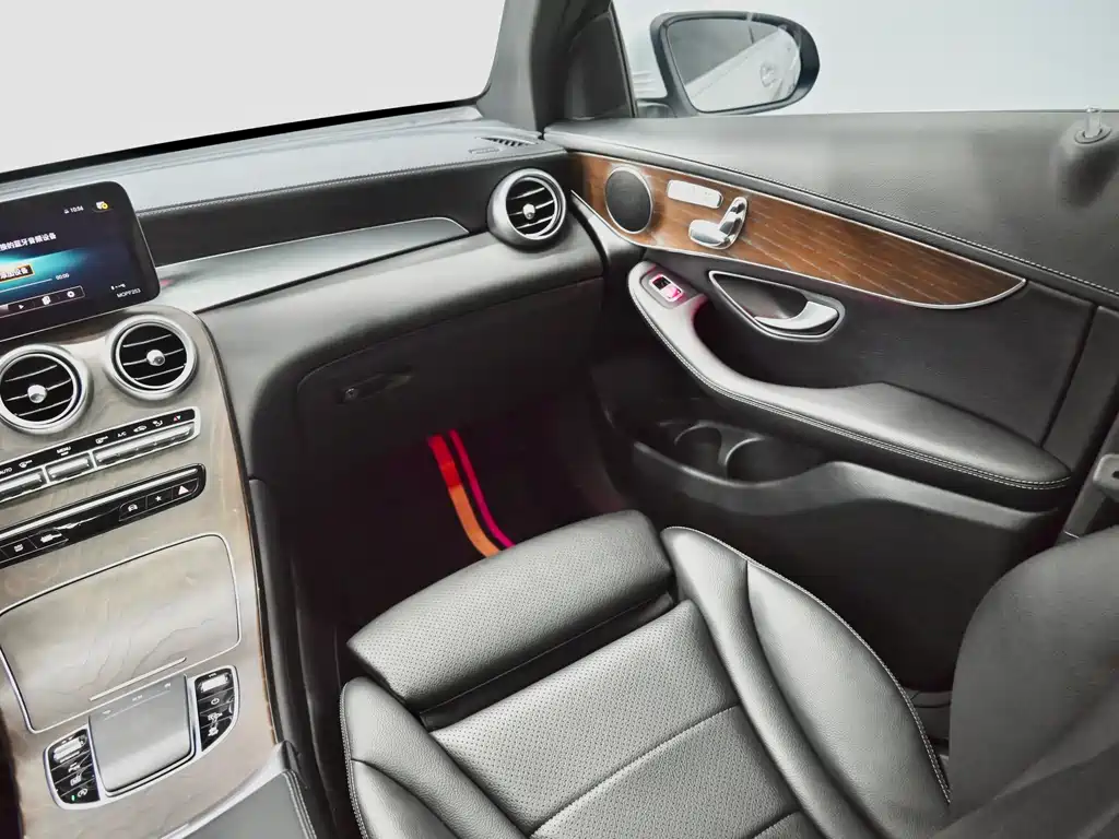 Mercedes-Benz GLC 2022 facelift 2 GLC 260 L 4MATIC luxury model купить на сайте DeffCars