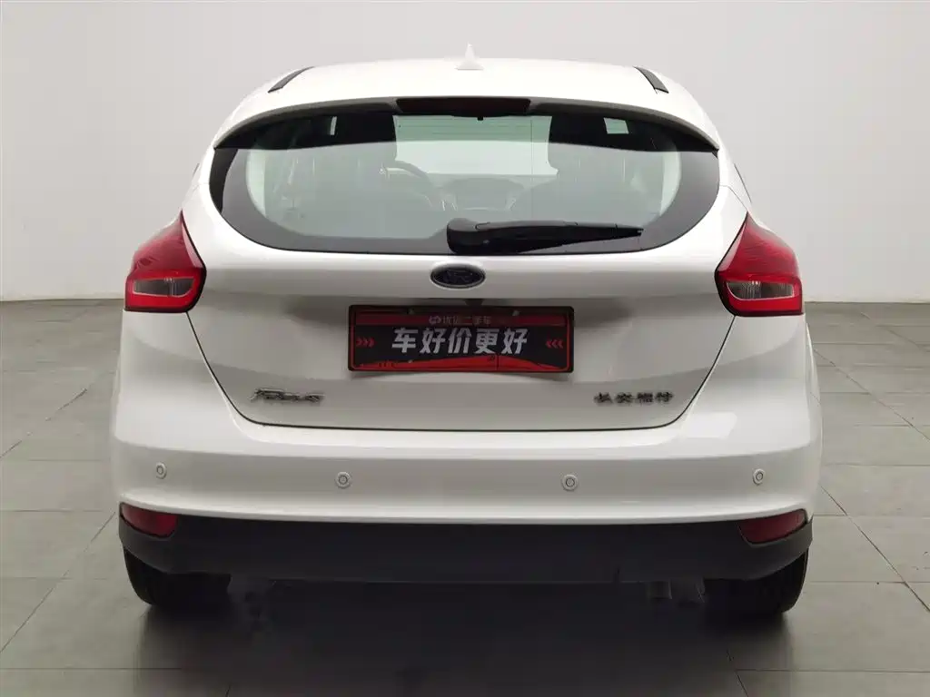 Focus 2020 hatchback classic 1.5L automatic fashion model купить на сайте DeffCars
