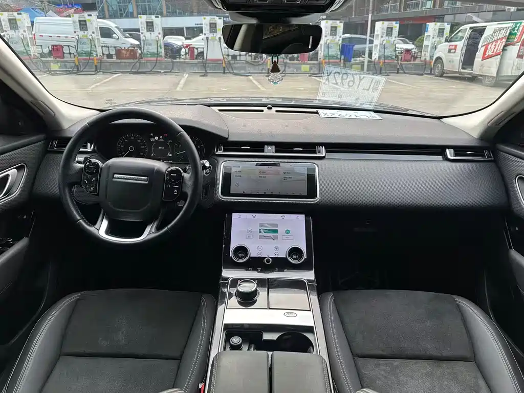 Range Rover Velar 2020 P250 купить на сайте DeffCars