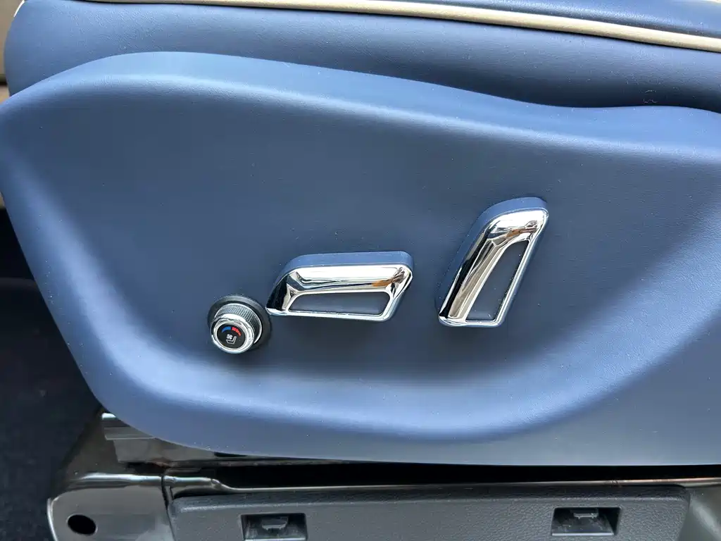 Vito 2018 2.0T Business Edition National VI купить на сайте DeffCars