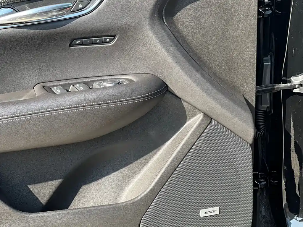 Cadillac XT5 2021 2.0T four-wheel drive premium model купить на сайте DeffCars