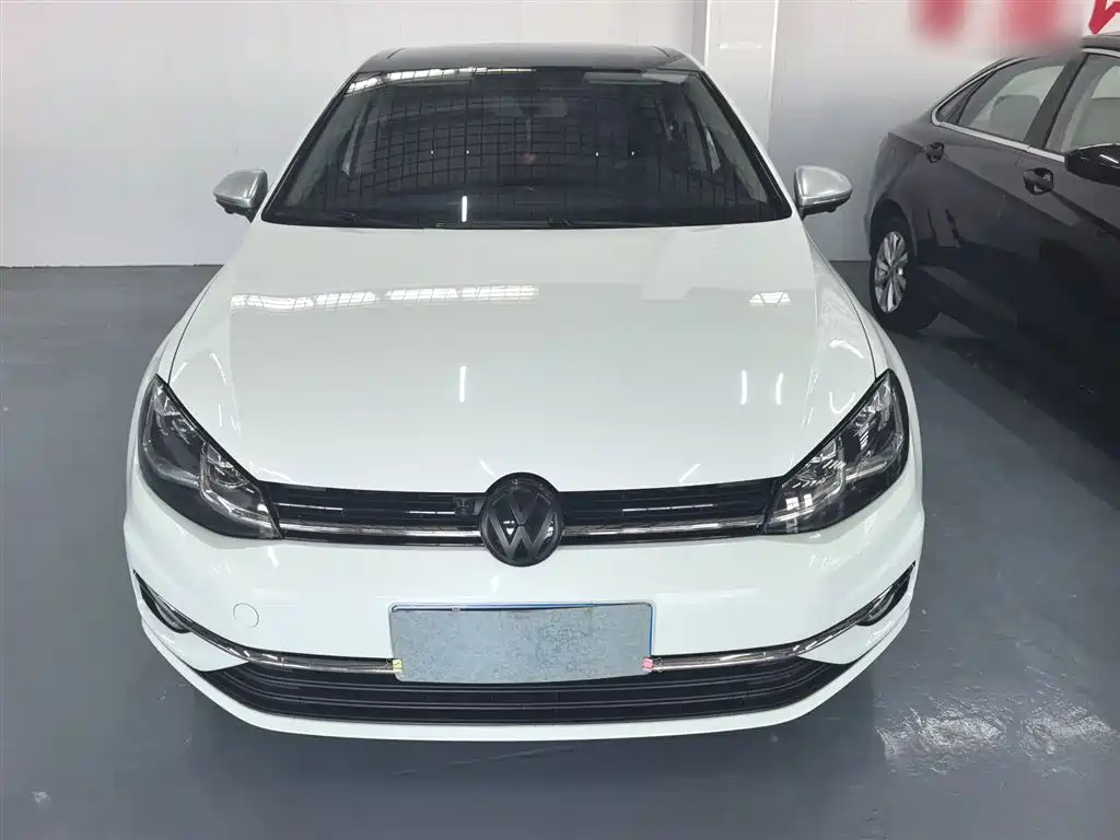 Golf 2020 Beloved Edition 280TSI DSG Comfort Type купить на сайте DeffCars