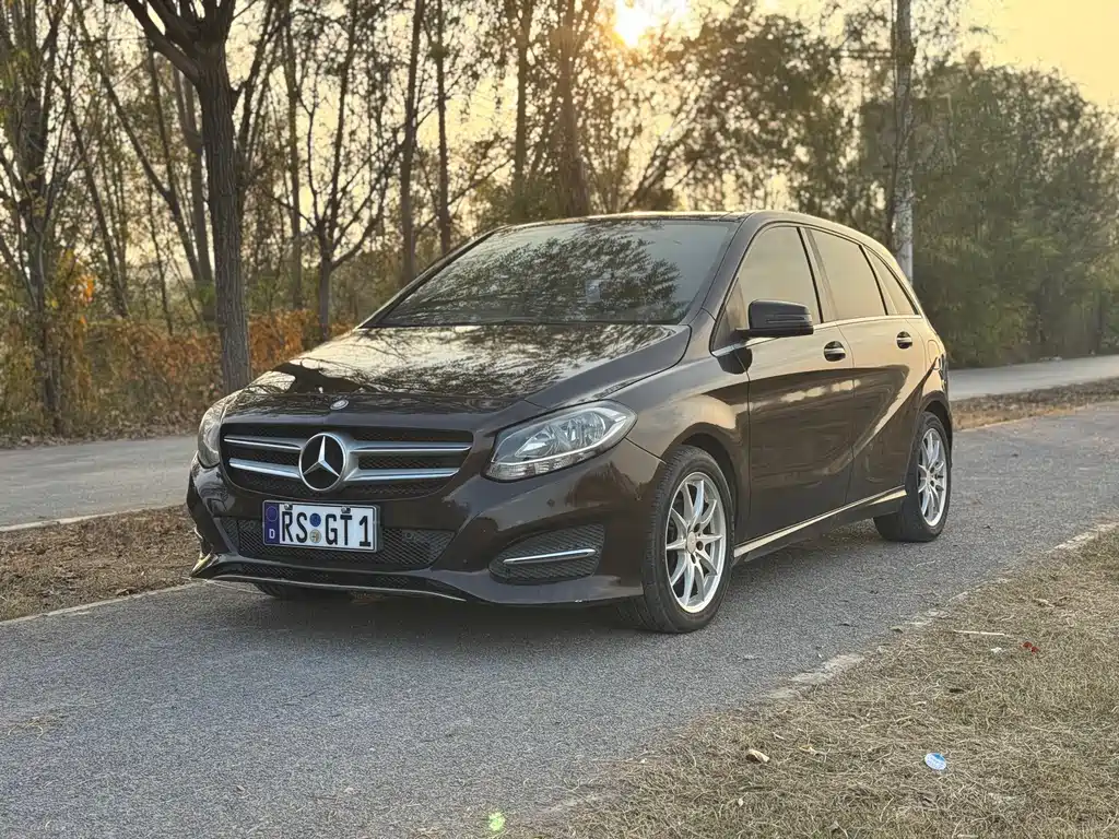 Mercedes-Benz B-Class 2015 B 200 Dynamic купить на сайте DeffCars