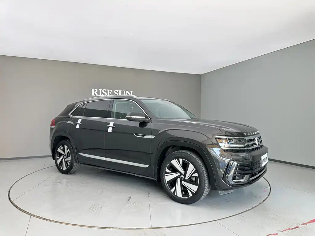 Touron 2021 Touron X 330TSI two-wheel drive luxury version купить на сайте DeffCars