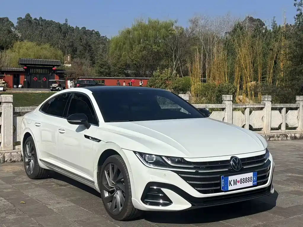 FAW-Volkswagen CC 2024 380TSI eye-catching model купить на сайте DeffCars