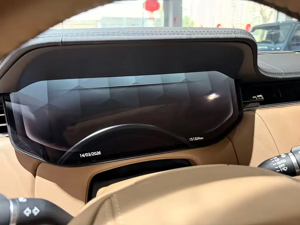 Range Rover 2023 3.0 L6 400PS Genesis Extended Edition купить на сайте DeffCars