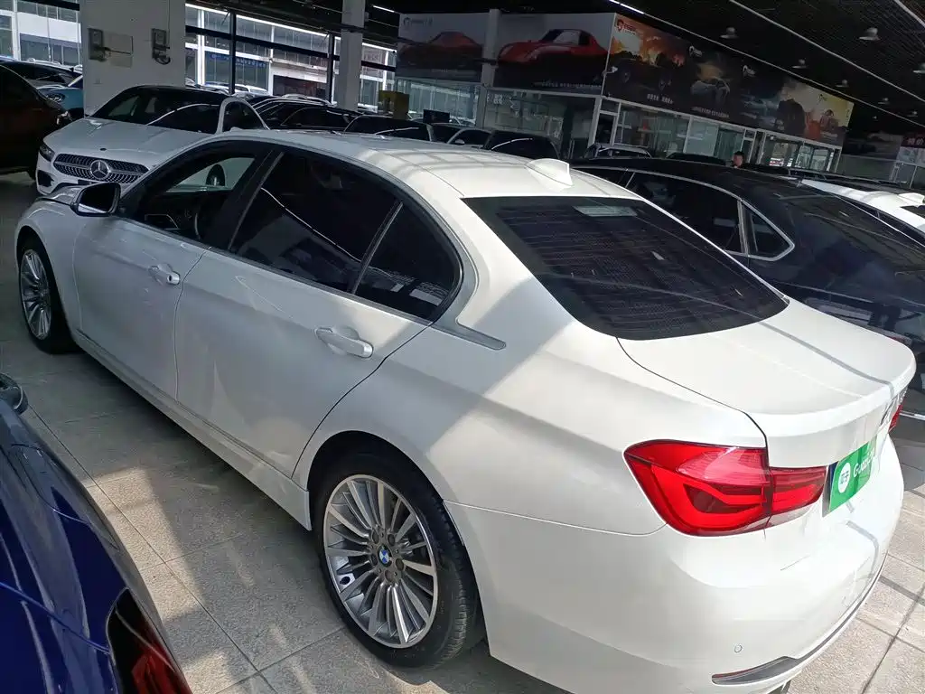 BMW 3 Series 2019 320Li Fashion Model купить на сайте DeffCars