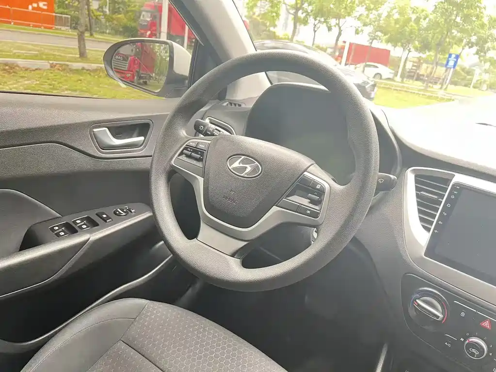 Yuena 2020 1.4L CVT GLS cool version купить на сайте DeffCars