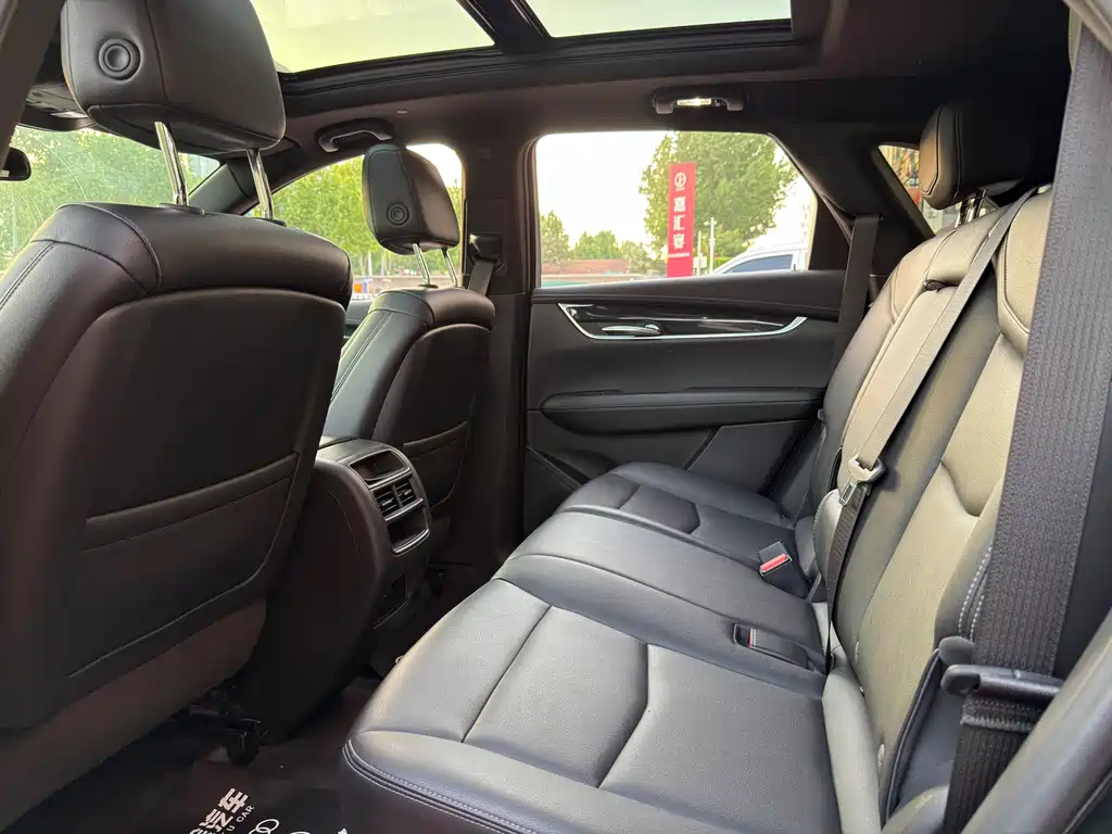 Cadillac XT5 2021 28T luxury model купить на сайте DeffCars
