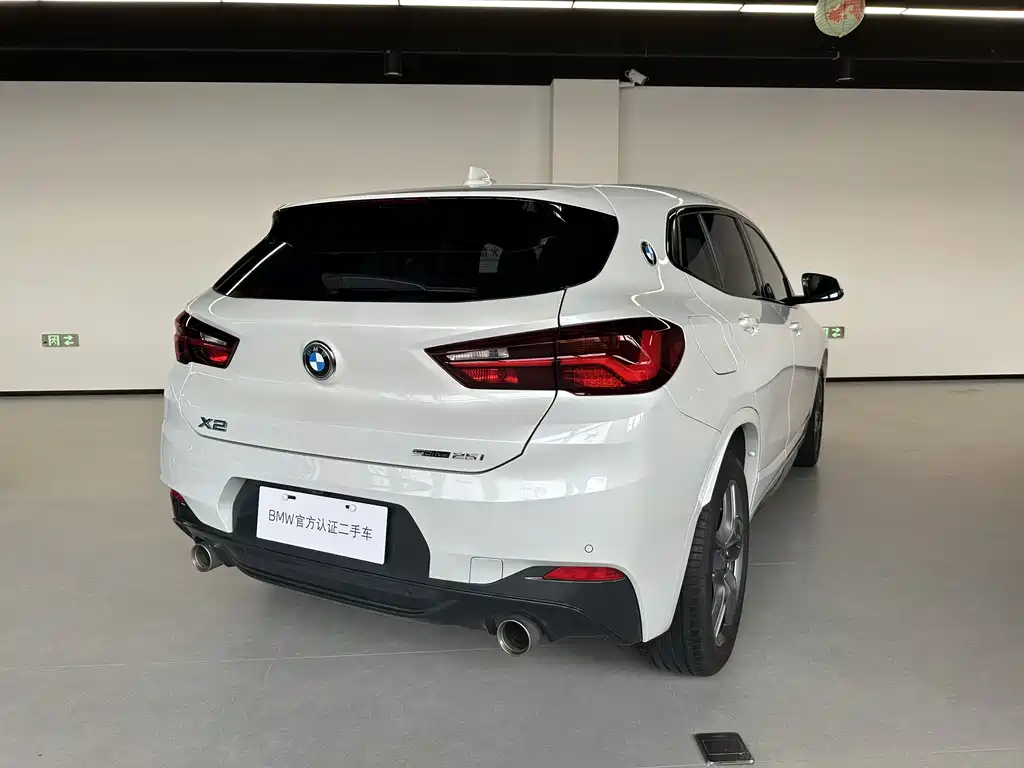 BMW X2 2021 sDrive25i Leading M Off-Road Package купить на сайте DeffCars