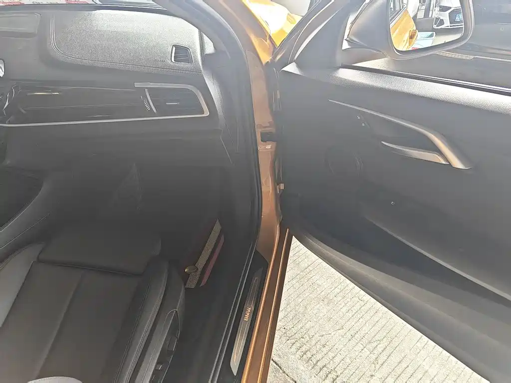 BMW 1 Series 2017 118i Sports купить на сайте DeffCars