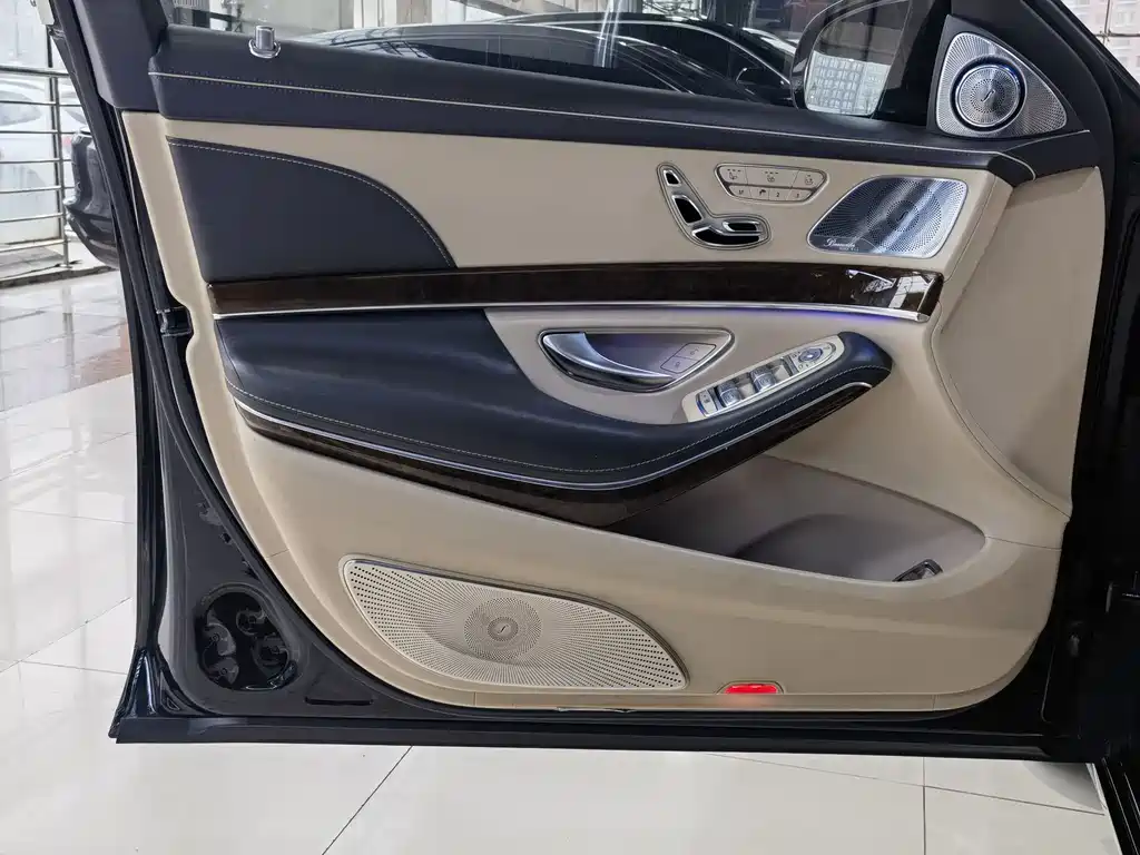 Maybach S-Class 2015 S 600 купить на сайте DeffCars
