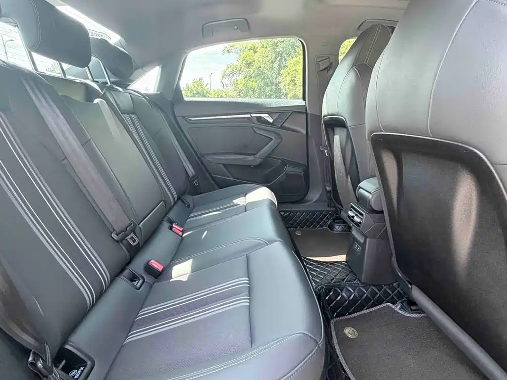 Audi A3 2024 A3L Limousine 35 TFSI Fashionable and Sporty купить на сайте DeffCars