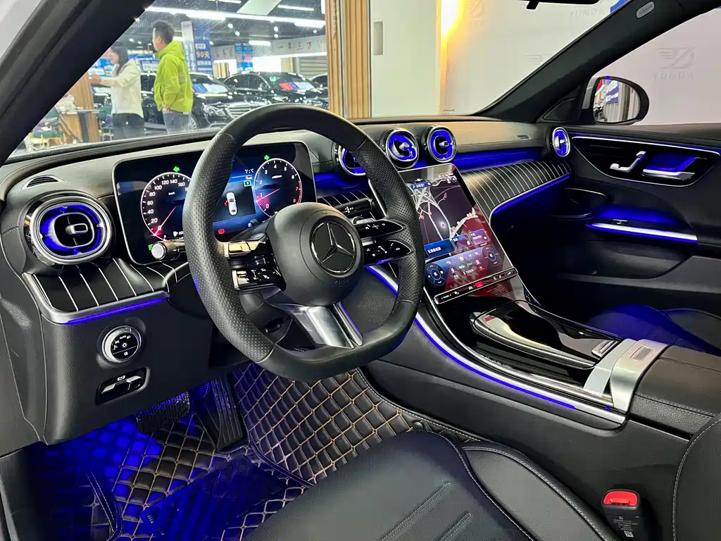 Mercedes-Benz C-Class 2023 facelift C 260 L sports version купить на сайте DeffCars
