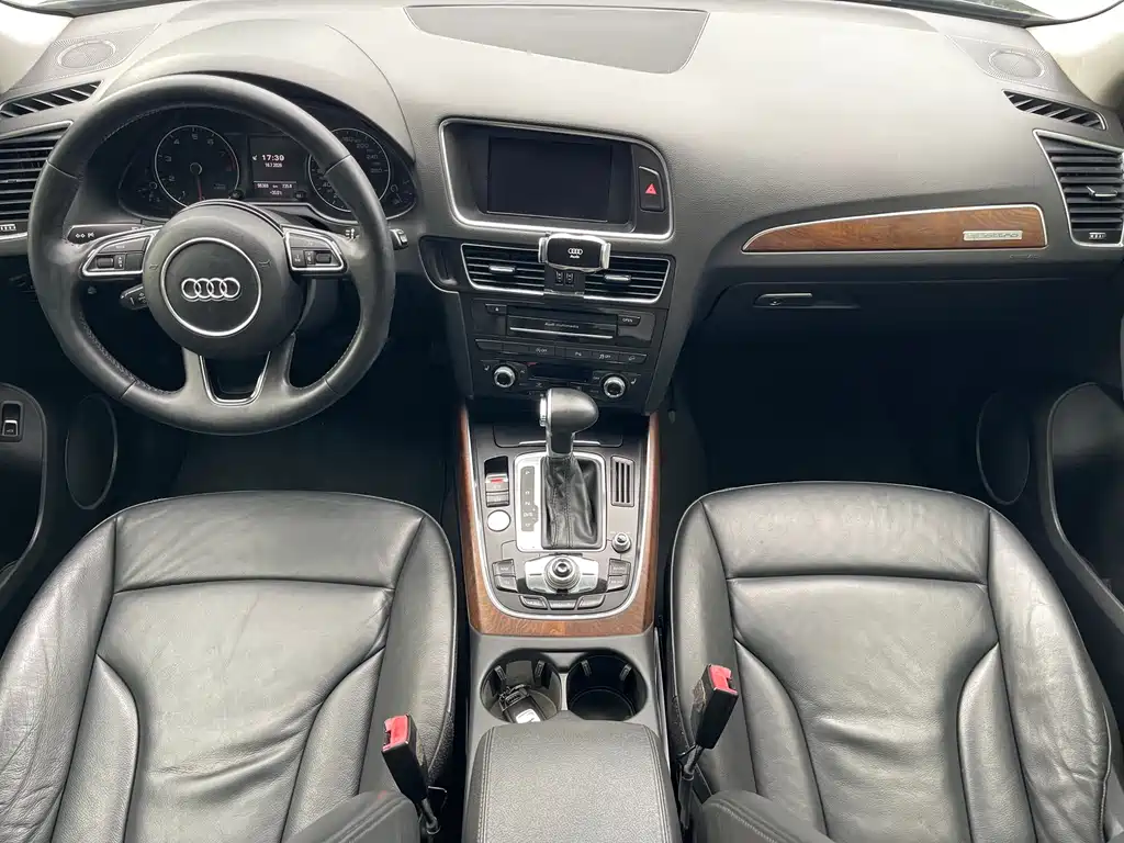 Audi Q5 2013 40 TFSI comfort type купить на сайте DeffCars