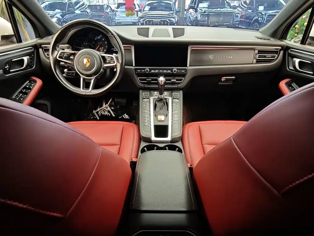 Macan 2020 Macan 2.0T купить на сайте DeffCars