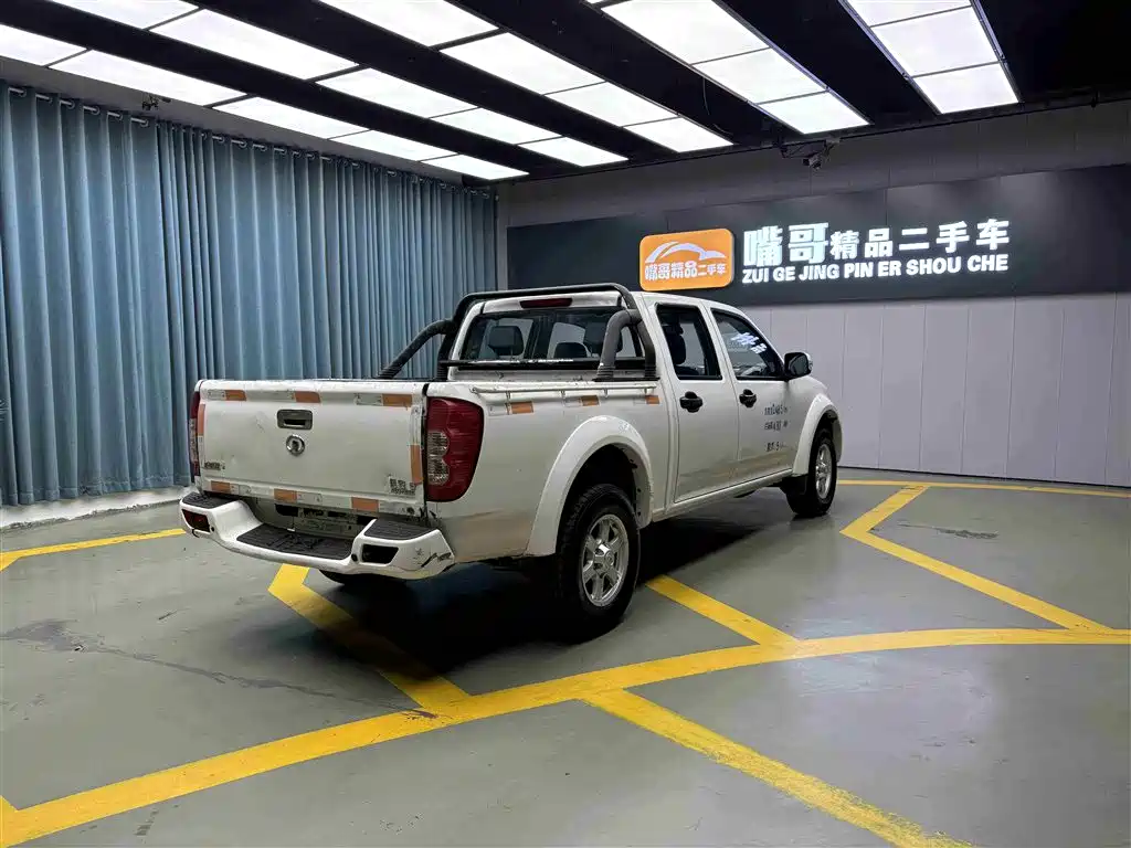 Fengjun 5 2017 2.4L European version gasoline two-wheel drive elite large double row 4G69S4N купить на сайте DeffCars