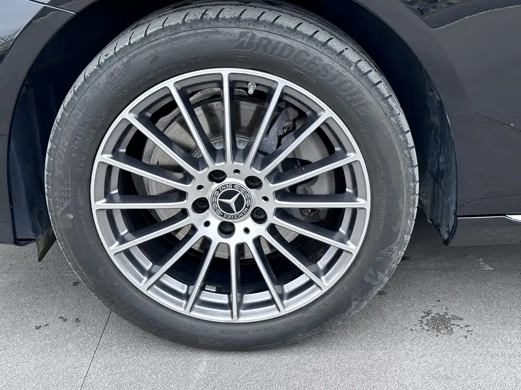 Mercedes-Benz E-Class 2023 E 260 L купить на сайте DeffCars