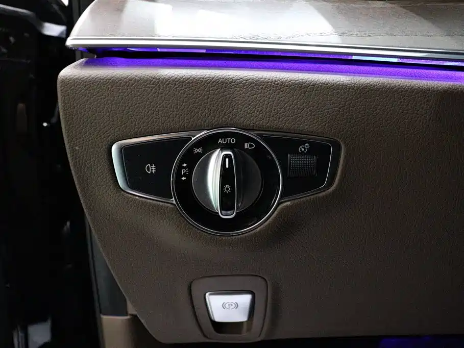 Mercedes-Benz E-Class 2023 E 260 L купить на сайте DeffCars