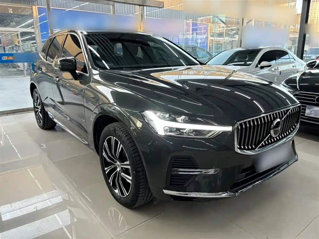 Volvo XC60 2022 B5 four-wheel drive Zhiyuan Deluxe Edition купить на сайте DeffCars