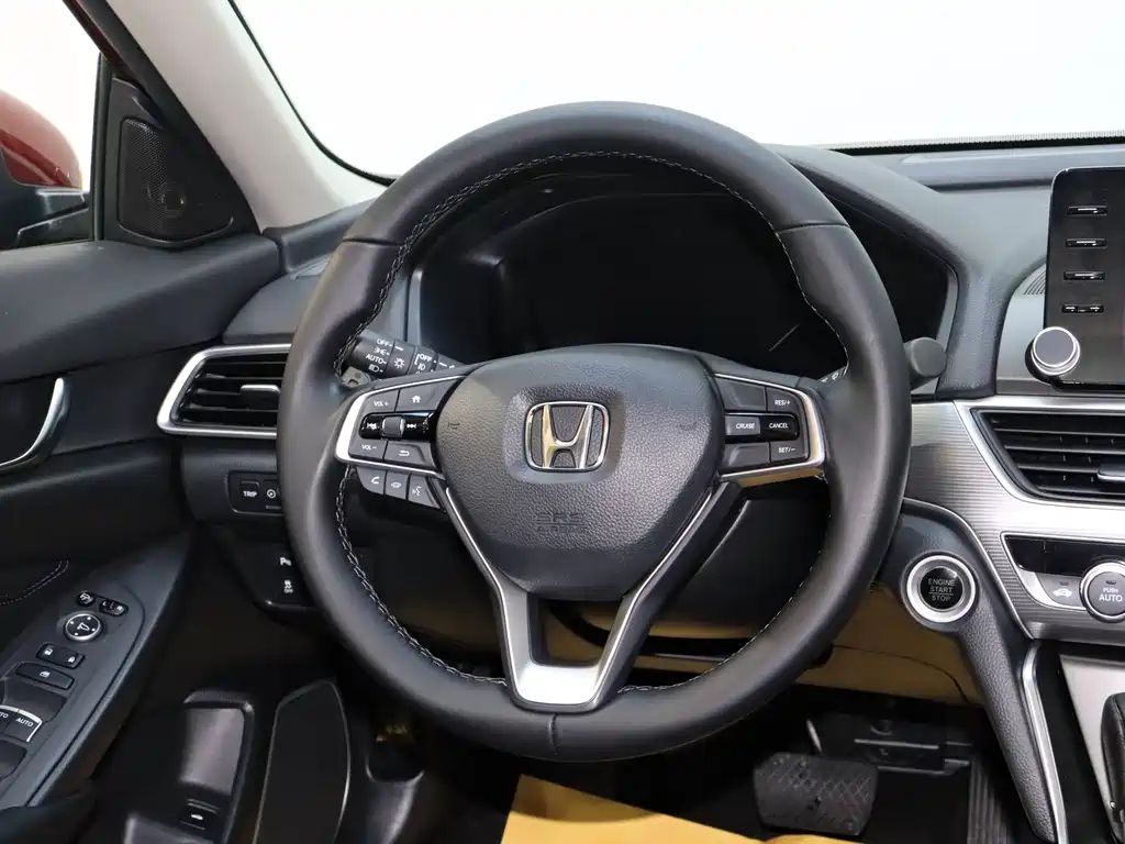 Accord 2018 260TURBO Premium Edition National V купить на сайте DeffCars