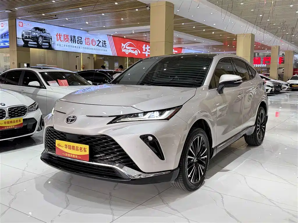 Vesa 2022 2.0L CVT two-wheel drive premium version купить на сайте DeffCars