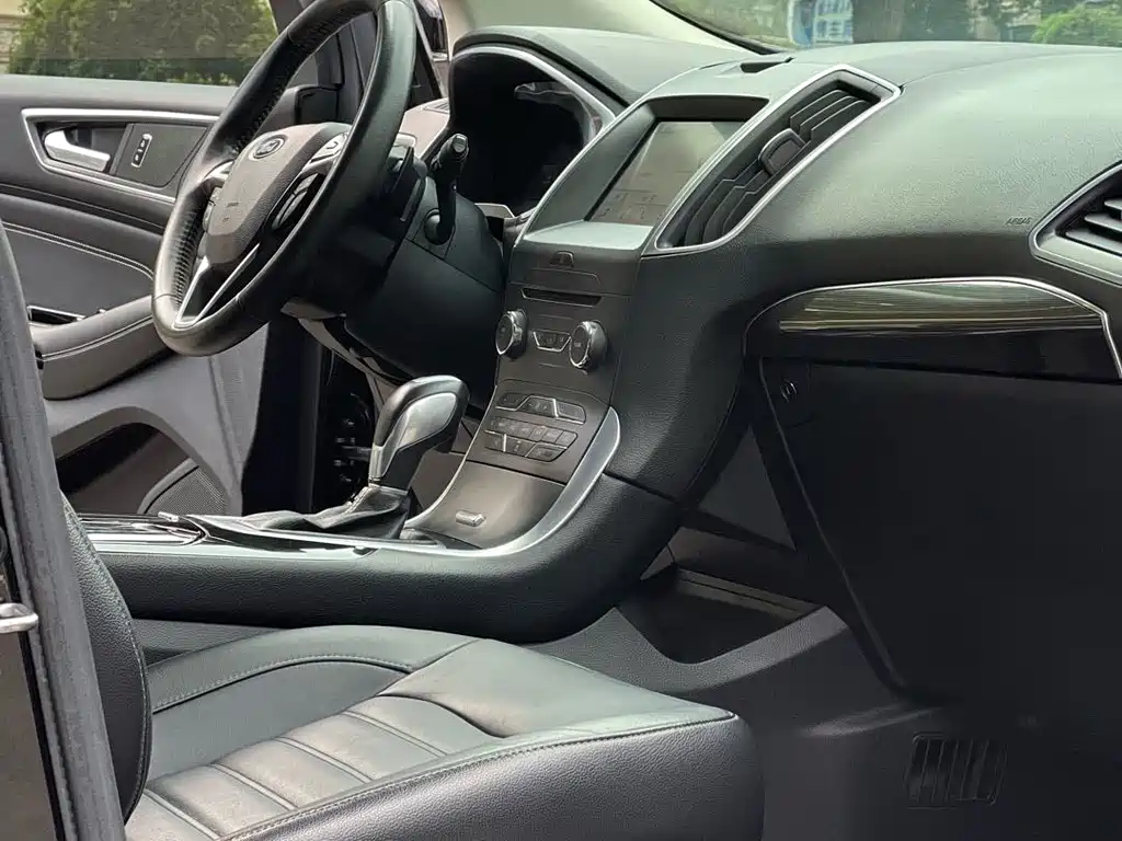 Ruijie 2016 EcoBoost 245 2WD Hao Rui model 7 seats купить на сайте DeffCars