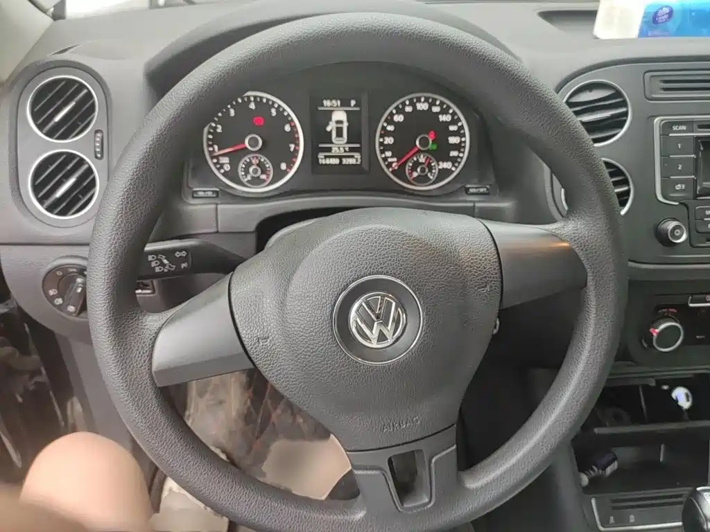 Tiguan 2016 280TSI automatic two-wheel drive Silk Road Style Edition купить на сайте DeffCars