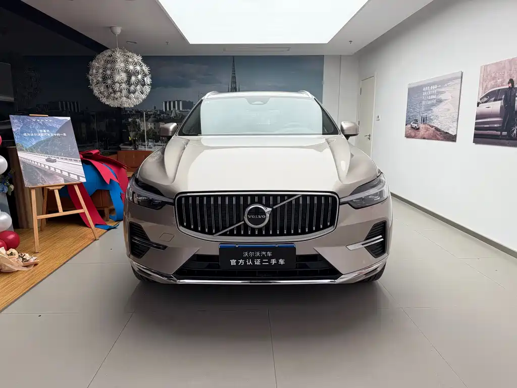 Volvo XC60 2025 B5 four-wheel drive Zhiyuan luxury version купить на сайте DeffCars